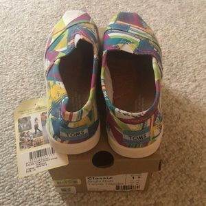 Youth Classic Toms
